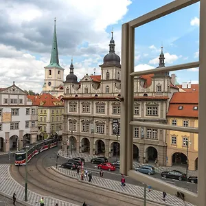 Miss Sophie's Charles Bridge 4* Prag